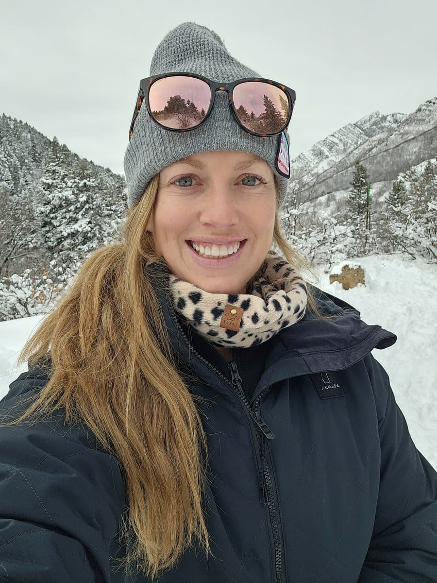 Hannah Follender, Ski at Inspired Summit Adventures
